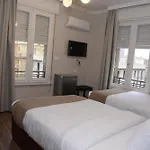 Lotus Hotel And Restaurant