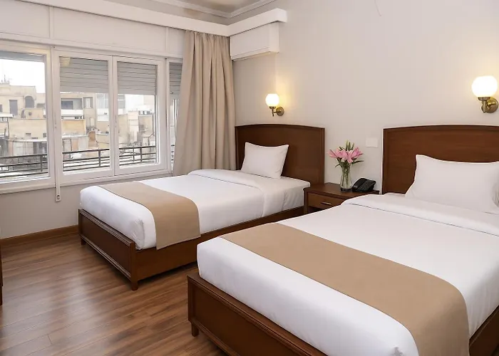 Lotus Hotel And Restaurant